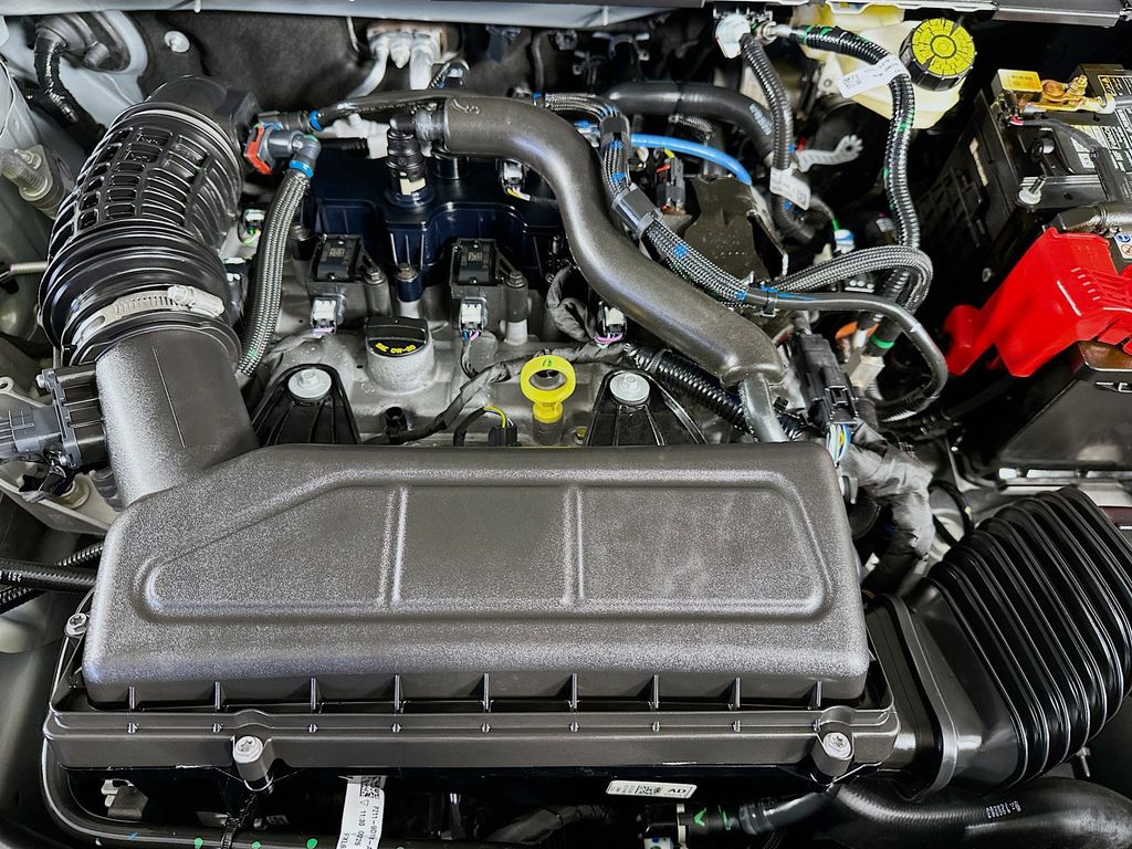 Thumbnail: 2025 Ford Bronco Sport - 8