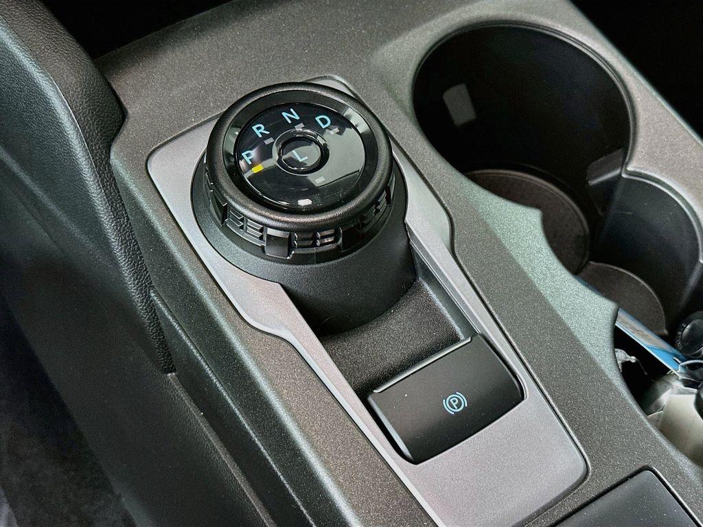 Thumbnail: 2026 Ford Bronco Sport - 15