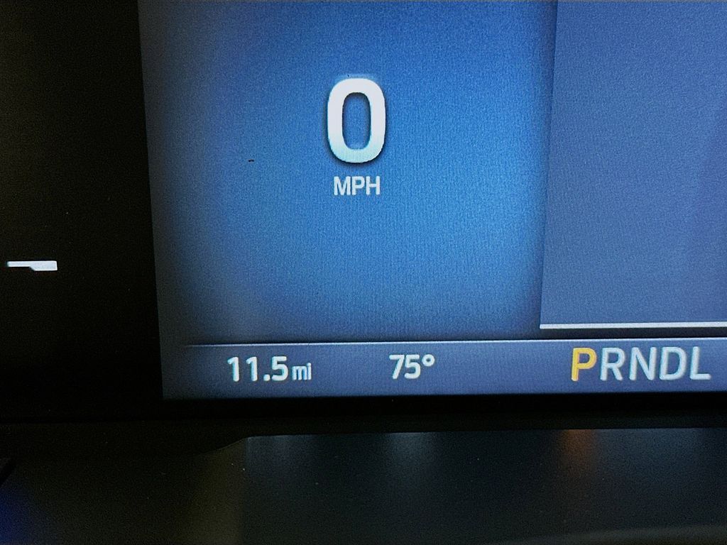 Thumbnail: 2026 Ford Maverick - 18