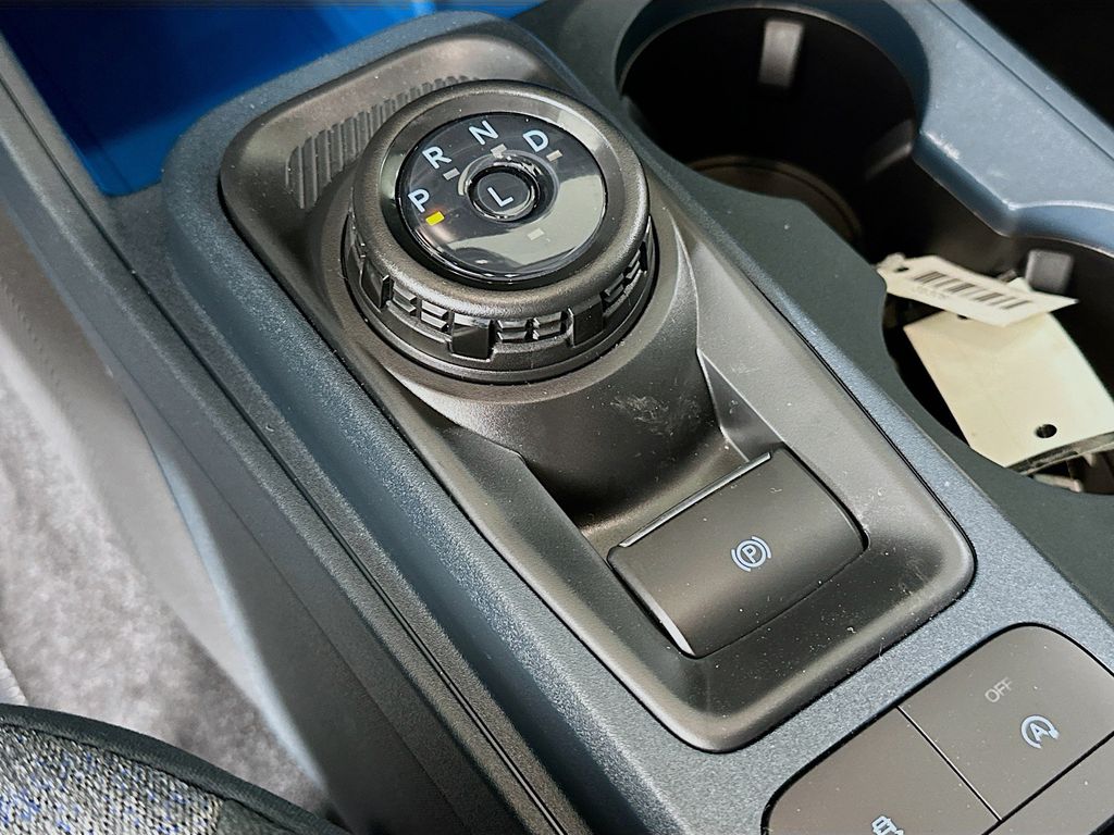 Thumbnail: 2026 Ford Maverick - 15