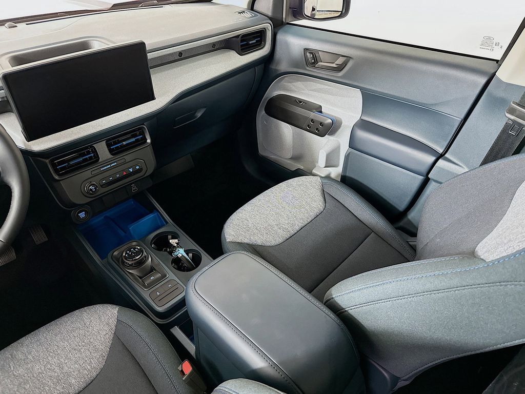 Thumbnail: 2026 Ford Maverick - 14