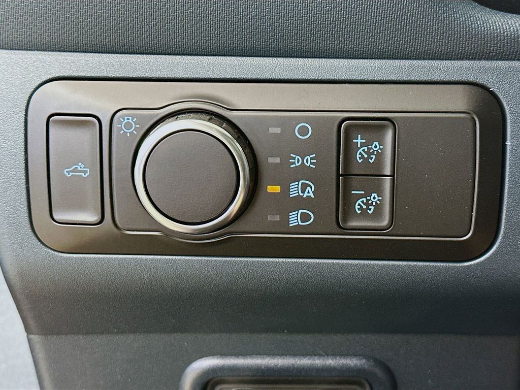 Thumbnail: 2026 Ford Maverick - 25