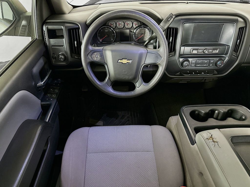 Thumbnail: 2018 Chevrolet Silverado 1500 - 9