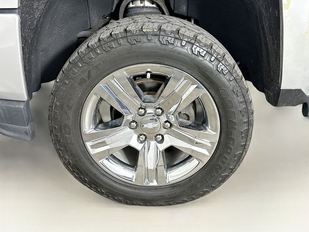 Thumbnail: 2018 Chevrolet Silverado 1500 - 8