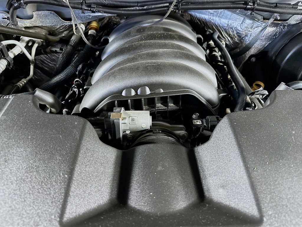 Thumbnail: 2018 Chevrolet Silverado 1500 - 7