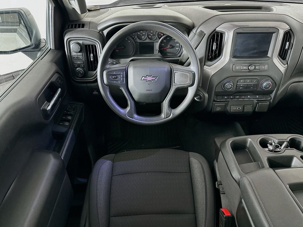 Thumbnail: 2024 Chevrolet Silverado 1500 - 10