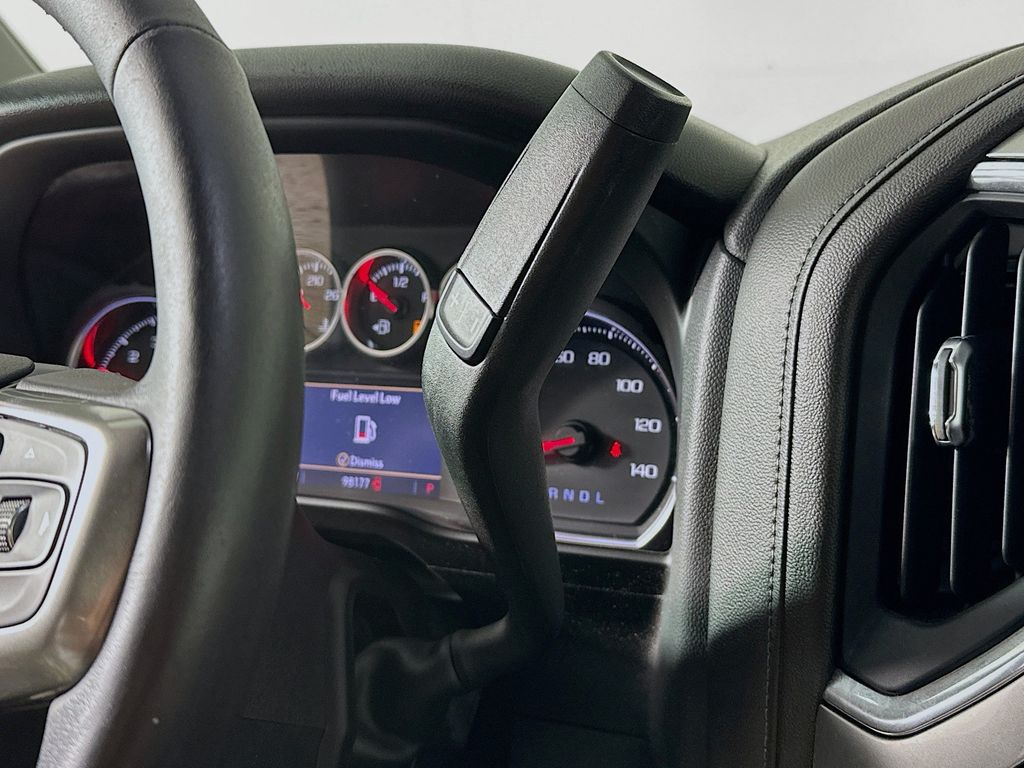 Thumbnail: 2020 Chevrolet Silverado 1500 - 21