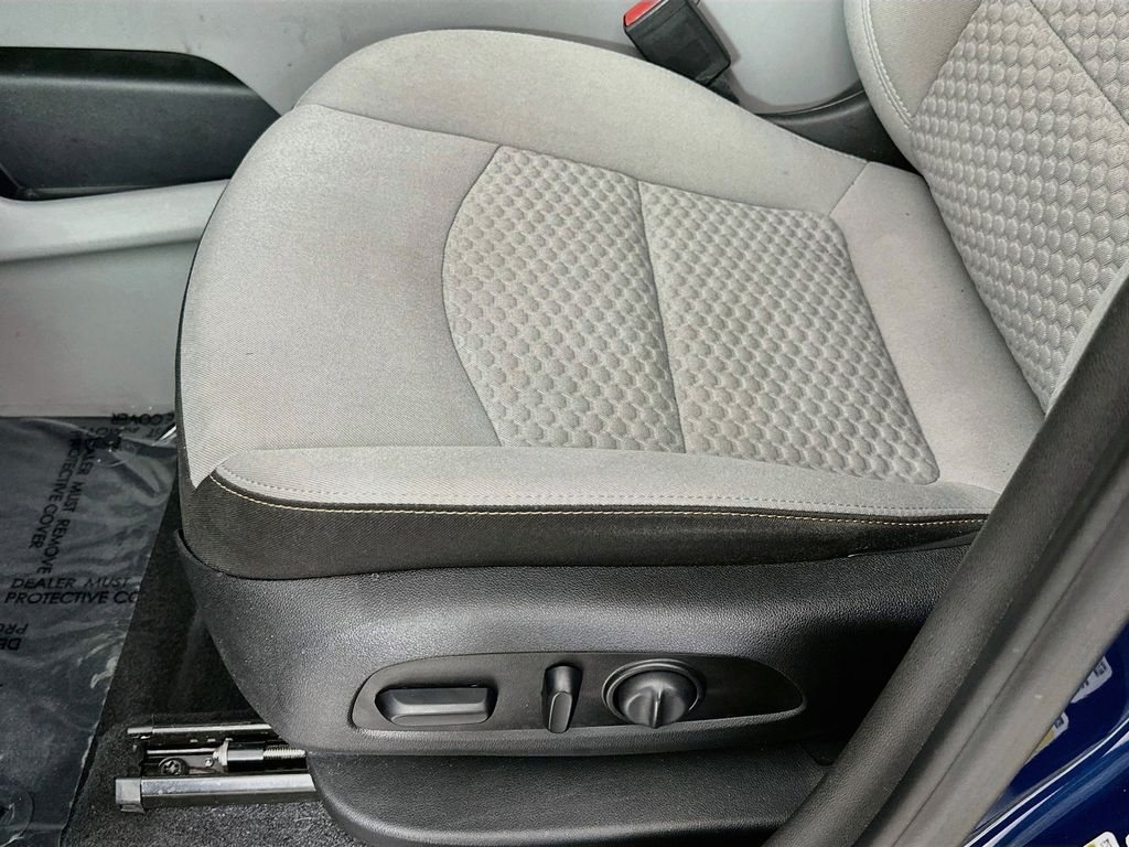 Thumbnail: 2020 GMC Terrain - 29