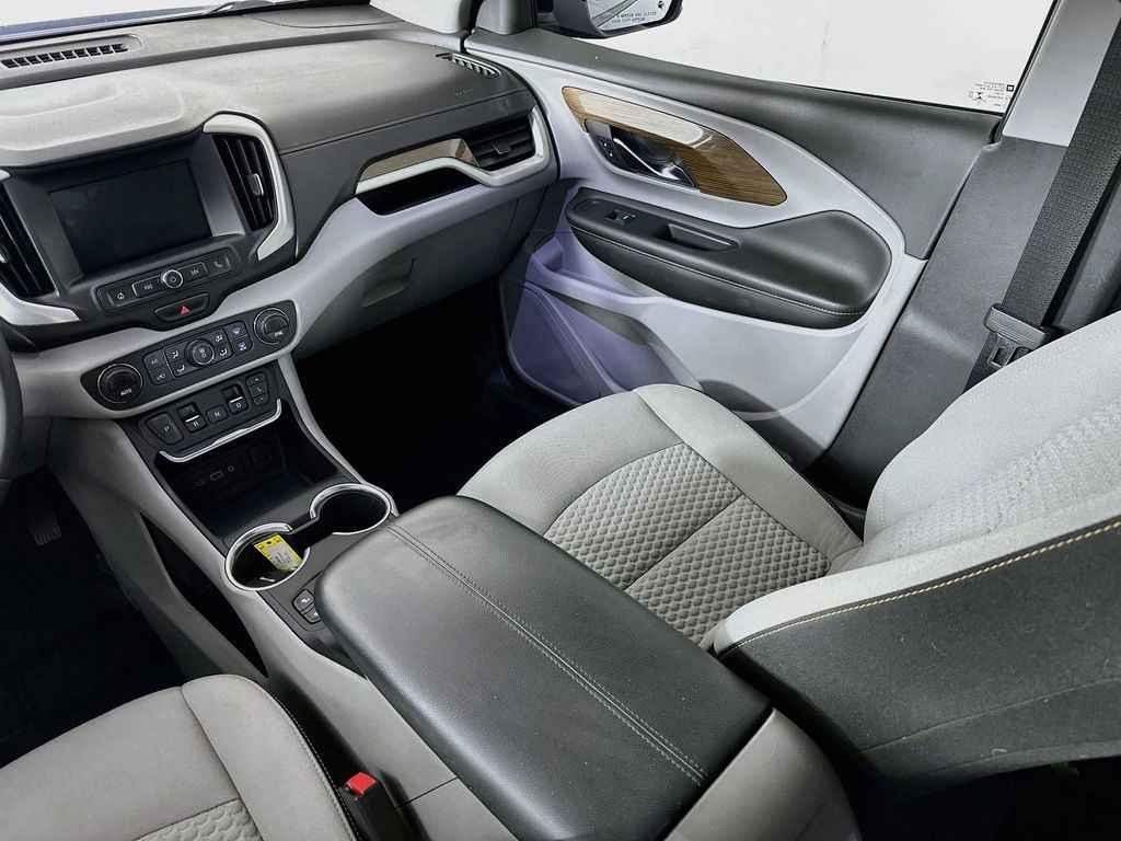 Thumbnail: 2020 GMC Terrain - 14