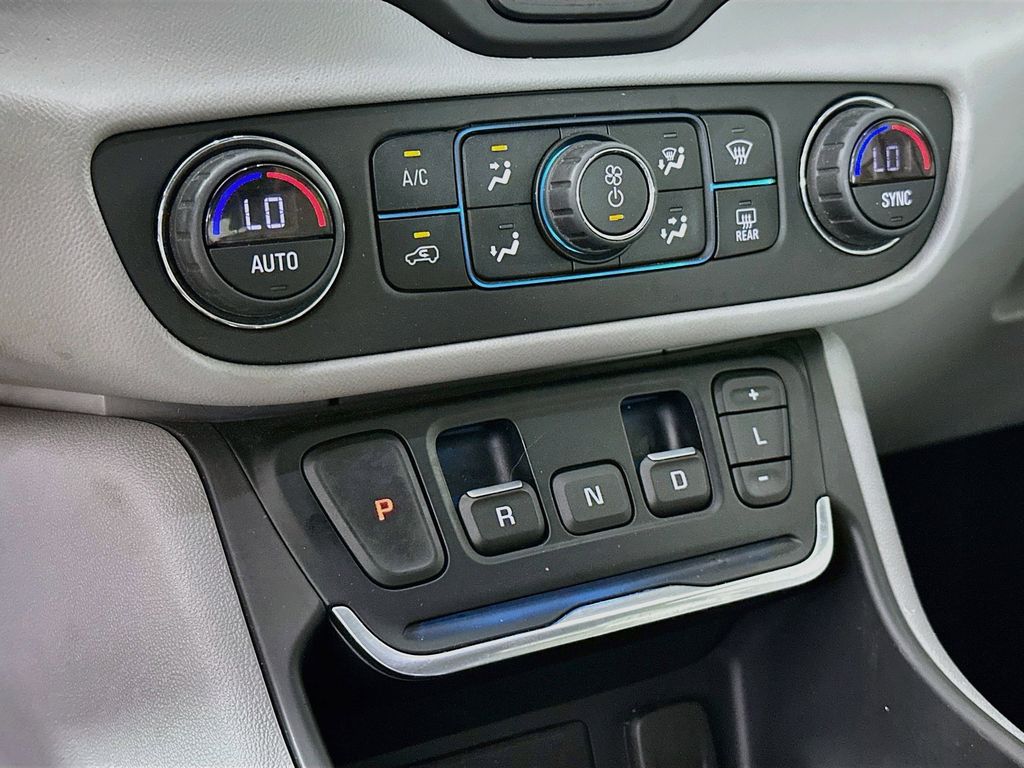 Thumbnail: 2020 GMC Terrain - 22