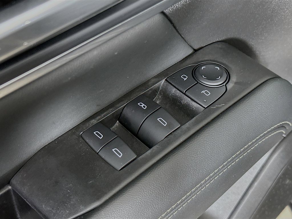 Thumbnail: 2025 GMC Terrain - 30