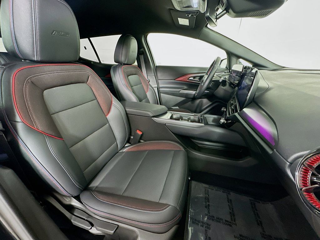 Thumbnail: 2024 Chevrolet Equinox - 11