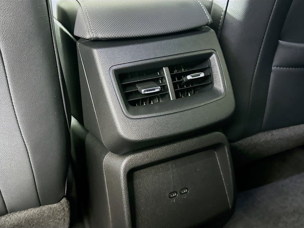Thumbnail: 2024 Chevrolet Equinox - 21