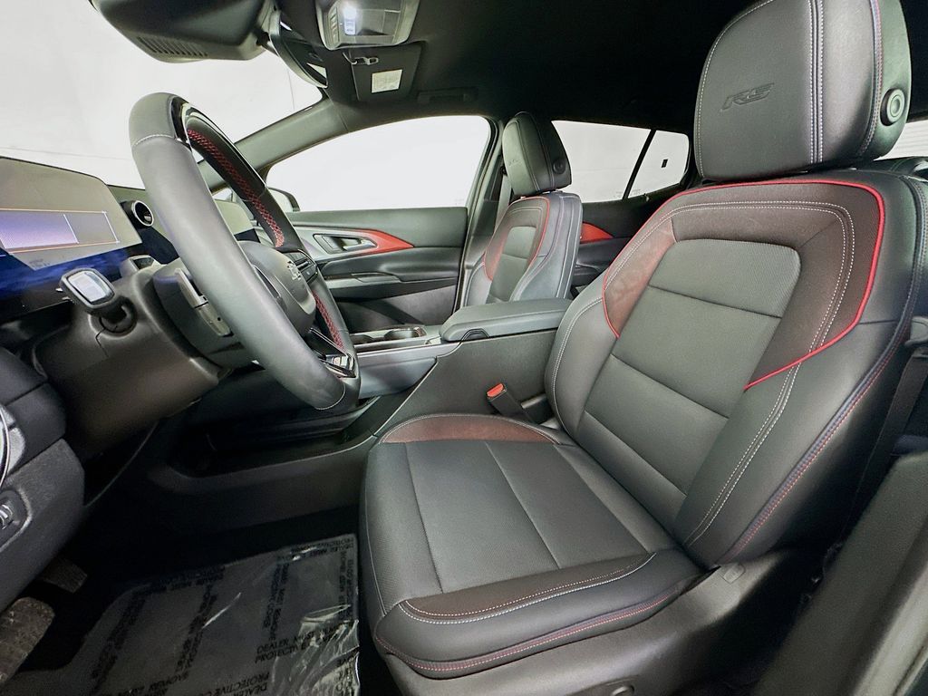 Thumbnail: 2024 Chevrolet Equinox - 10
