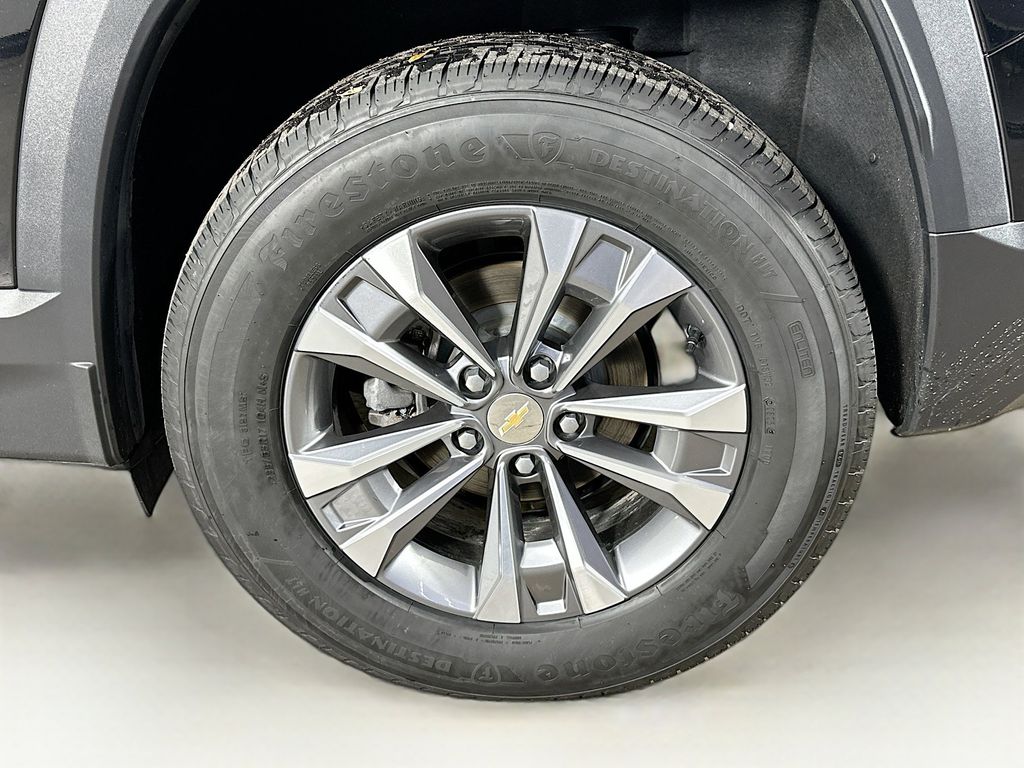 Thumbnail: 2025 Chevrolet Equinox - 8