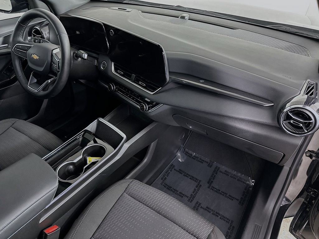 Thumbnail: 2025 Chevrolet Equinox - 15