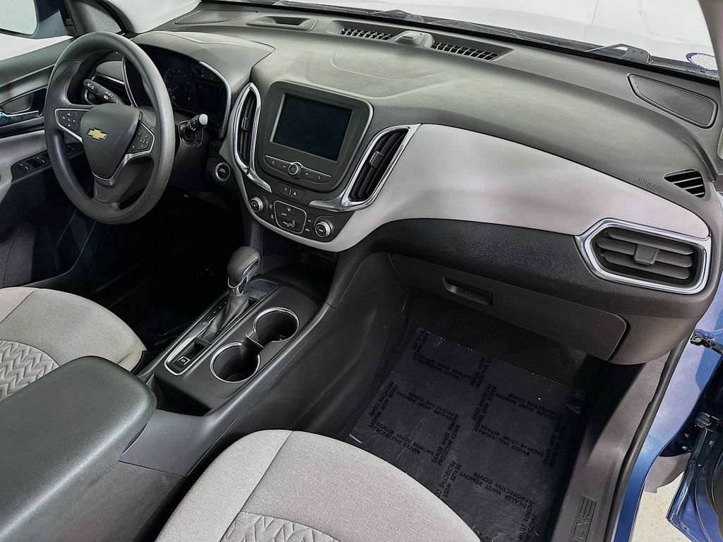 Thumbnail: 2024 Chevrolet Equinox - 32
