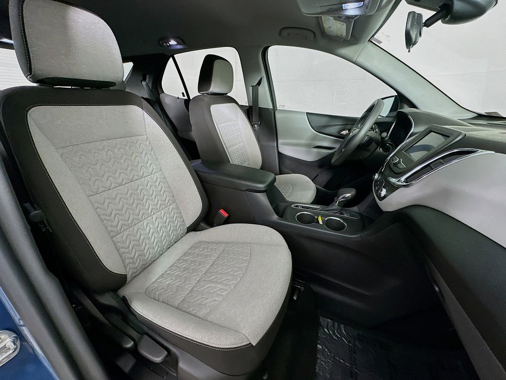 Thumbnail: 2024 Chevrolet Equinox - 12