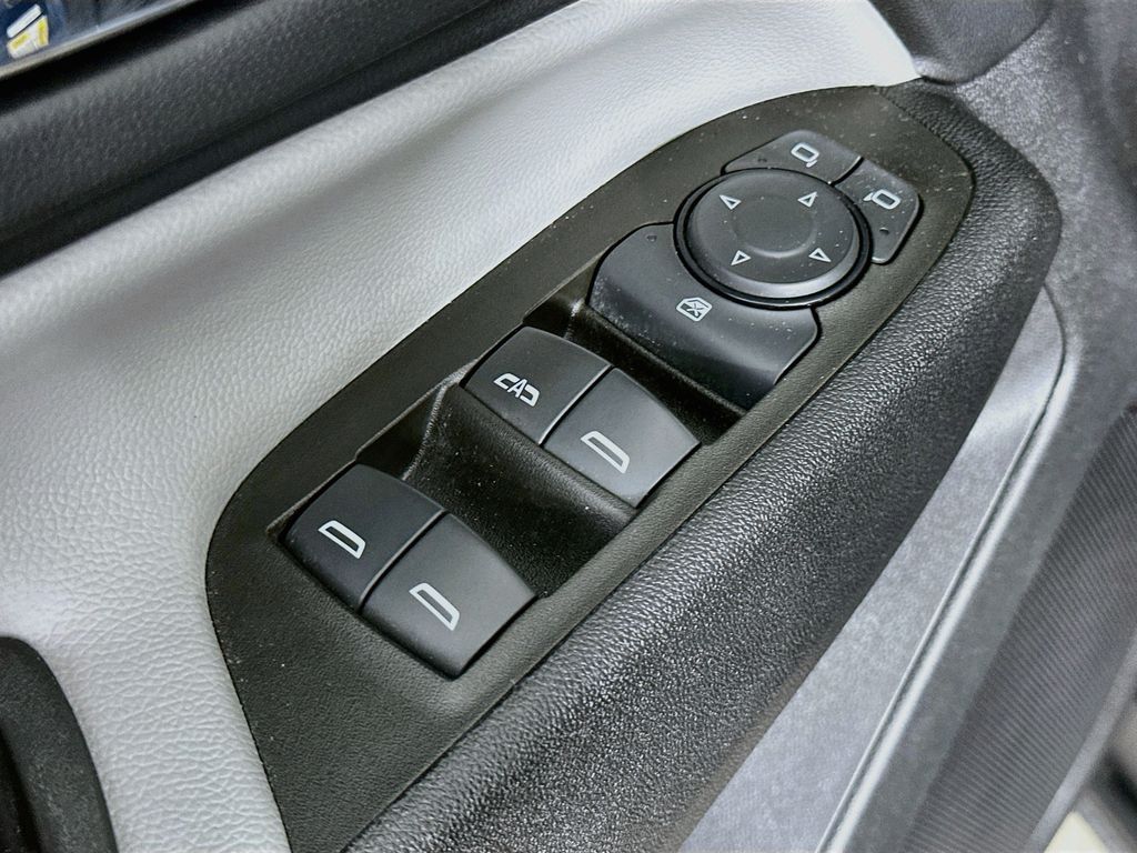 Thumbnail: 2024 Chevrolet Equinox - 29