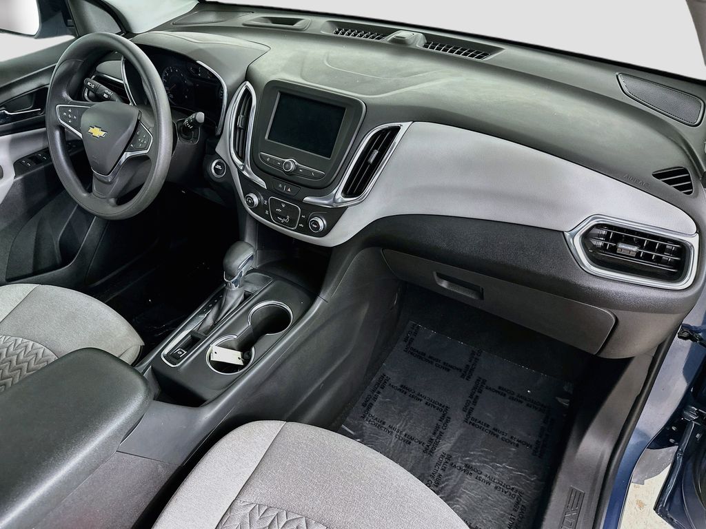 Thumbnail: 2024 Chevrolet Equinox - 32