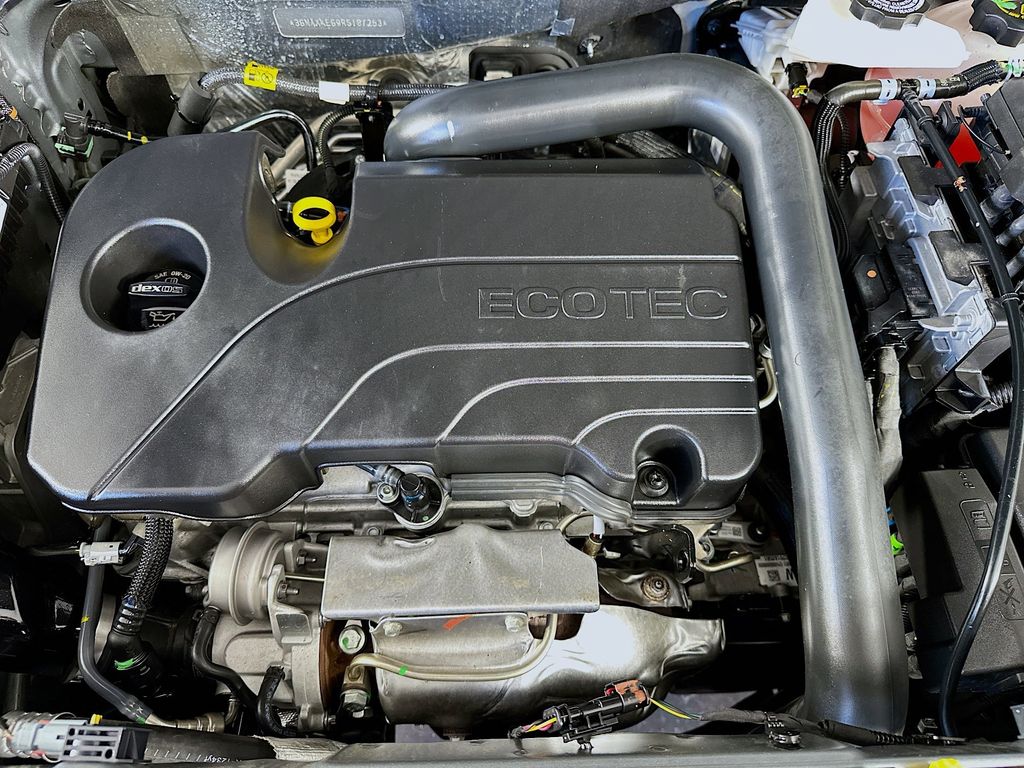 Thumbnail: 2024 Chevrolet Equinox - 9