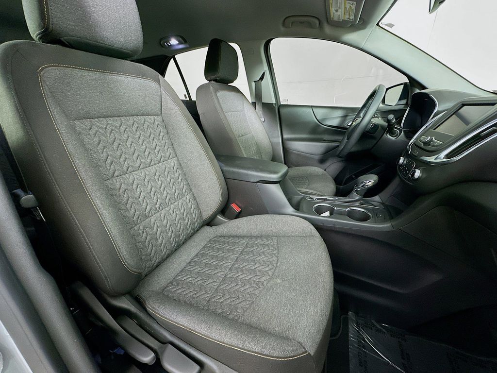 Thumbnail: 2024 Chevrolet Equinox - 12