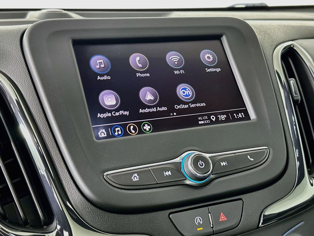 Thumbnail: 2024 Chevrolet Equinox - 16
