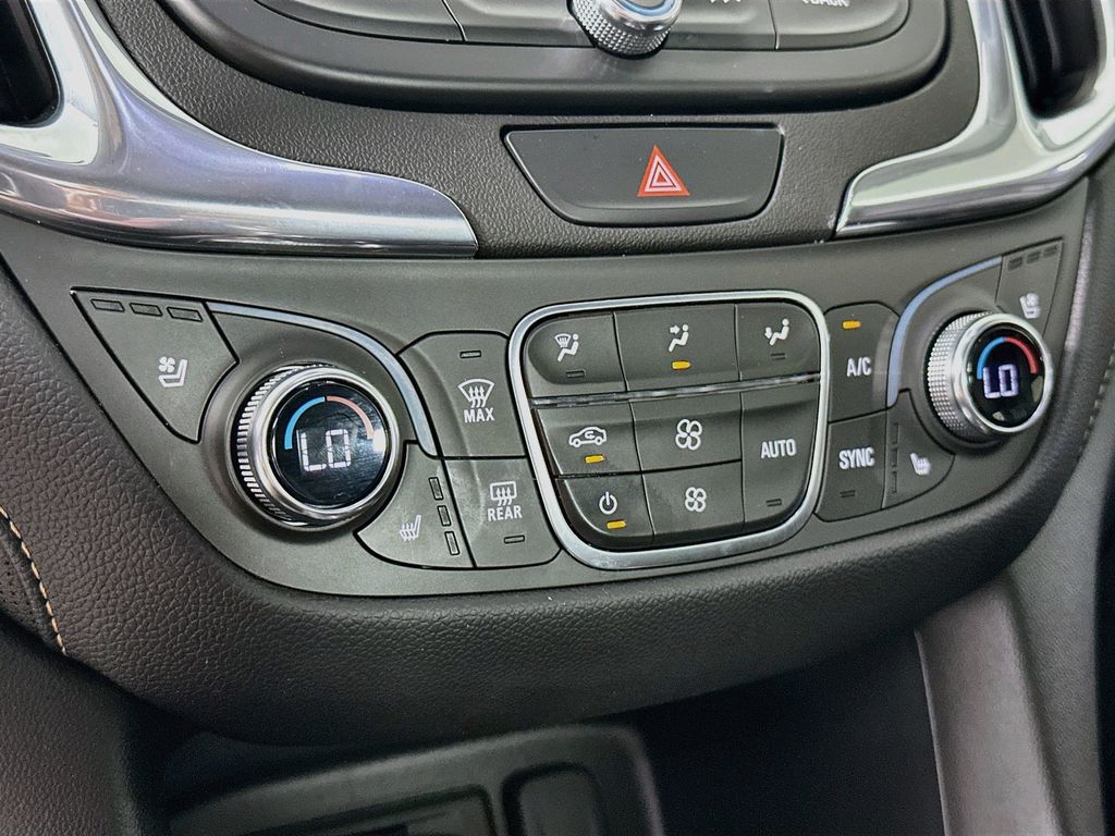 Thumbnail: 2020 Chevrolet Equinox - 23