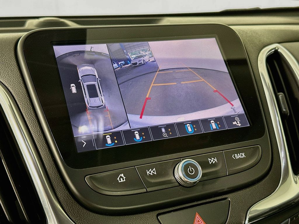 Thumbnail: 2020 Chevrolet Equinox - 29
