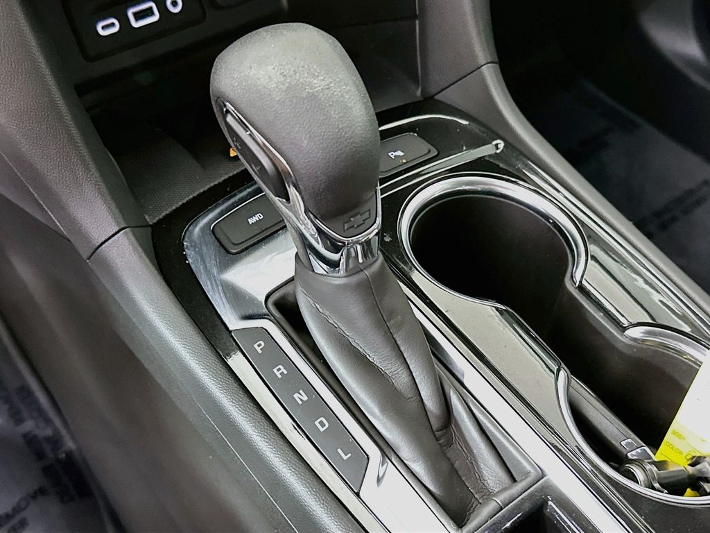 Thumbnail: 2024 Chevrolet Equinox - 17
