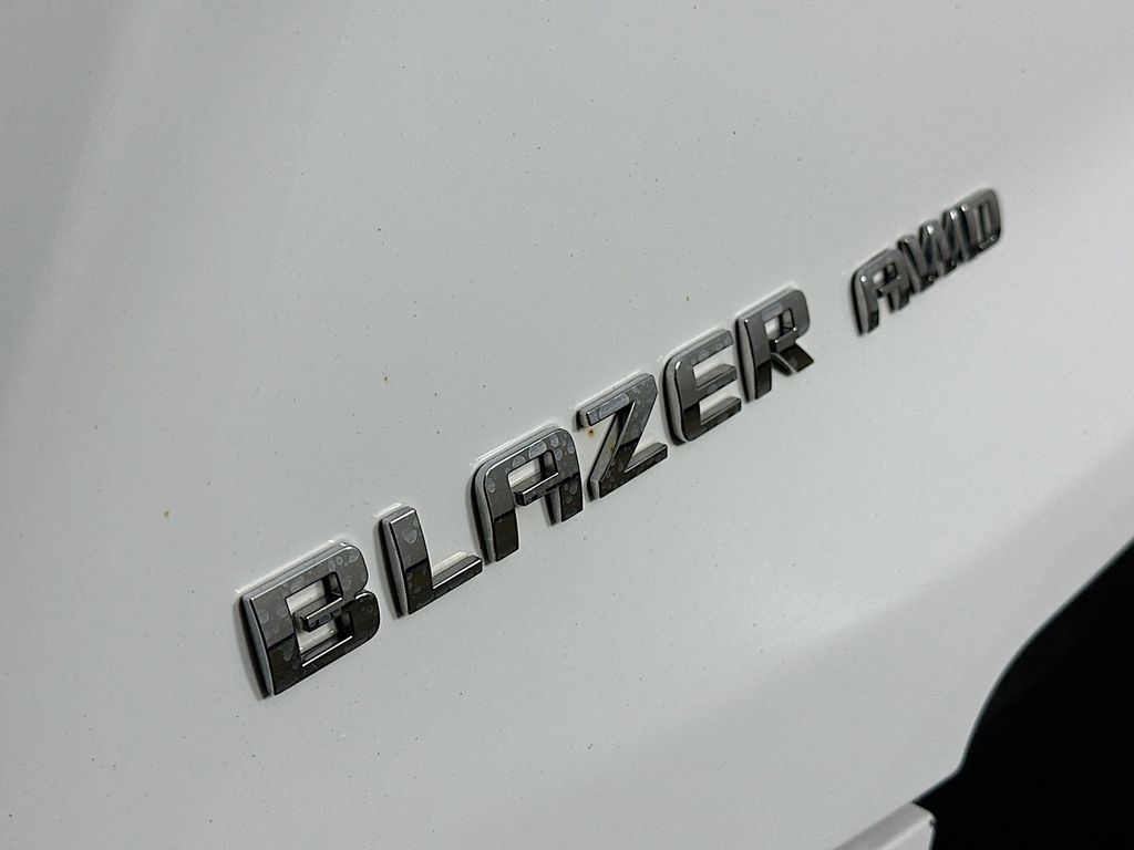 Thumbnail: 2023 Chevrolet Blazer - 7