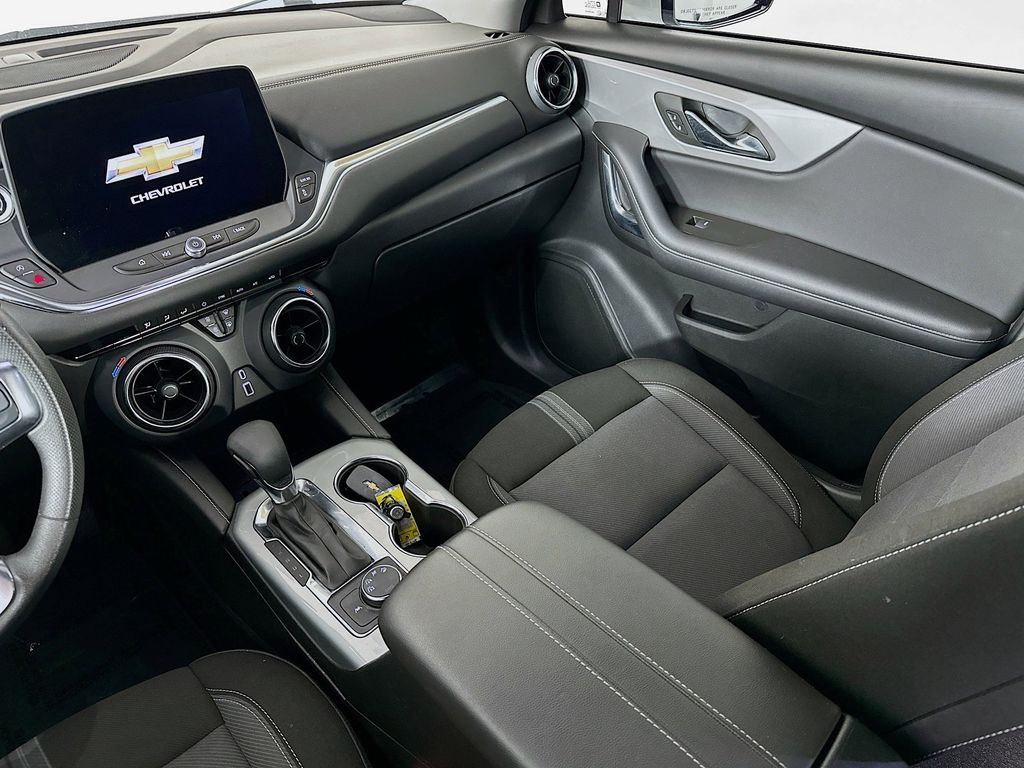 Thumbnail: 2023 Chevrolet Blazer - 14