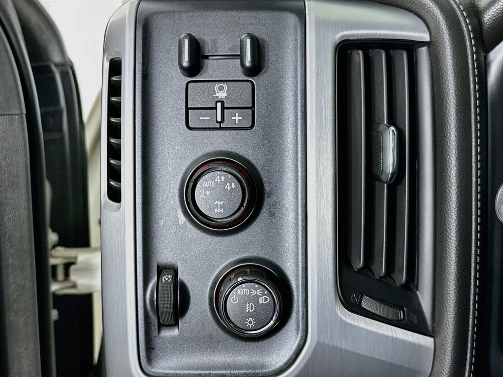 Thumbnail: 2014 GMC Sierra 1500 - 26