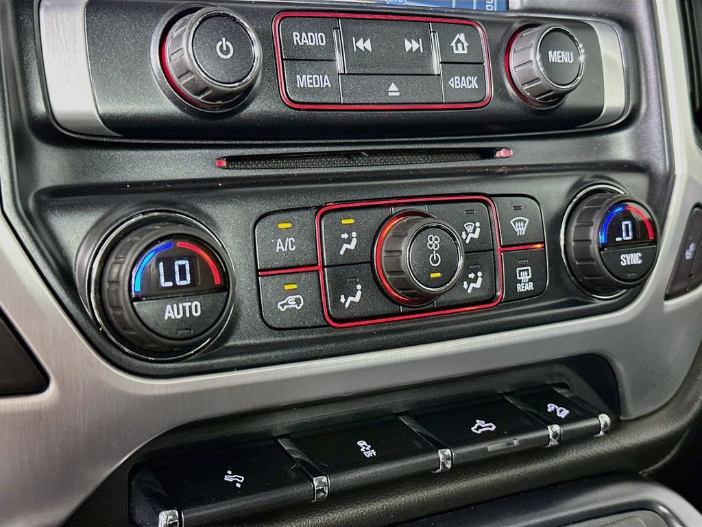 Thumbnail: 2015 GMC Sierra 1500 - 22