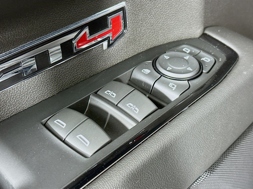 Thumbnail: 2024 GMC Sierra 1500 - 29