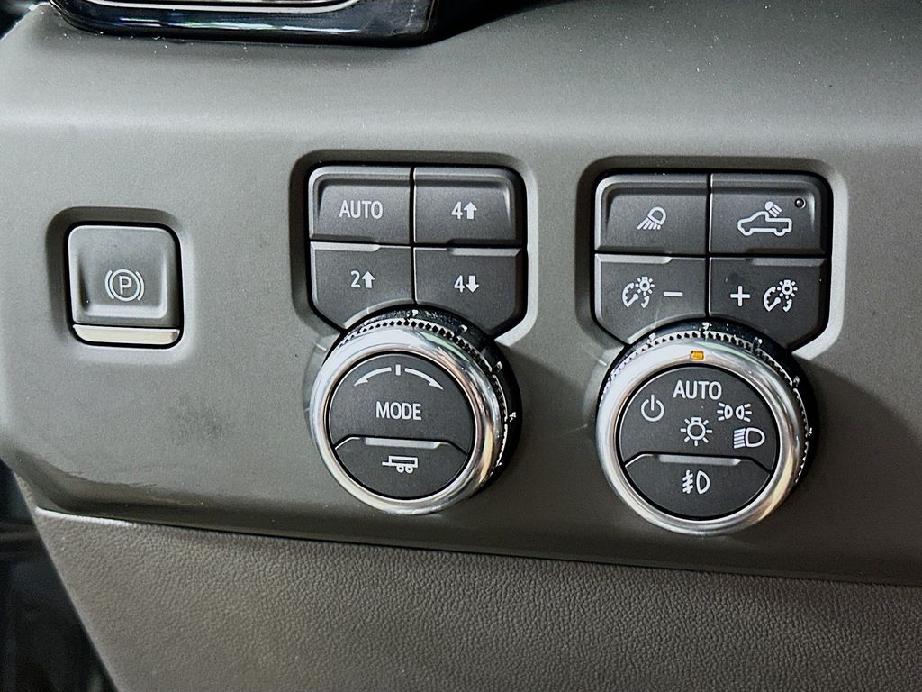 Thumbnail: 2024 GMC Sierra 1500 - 27
