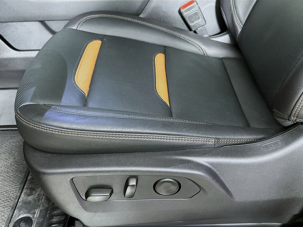 Thumbnail: 2025 GMC Sierra 1500 - 33