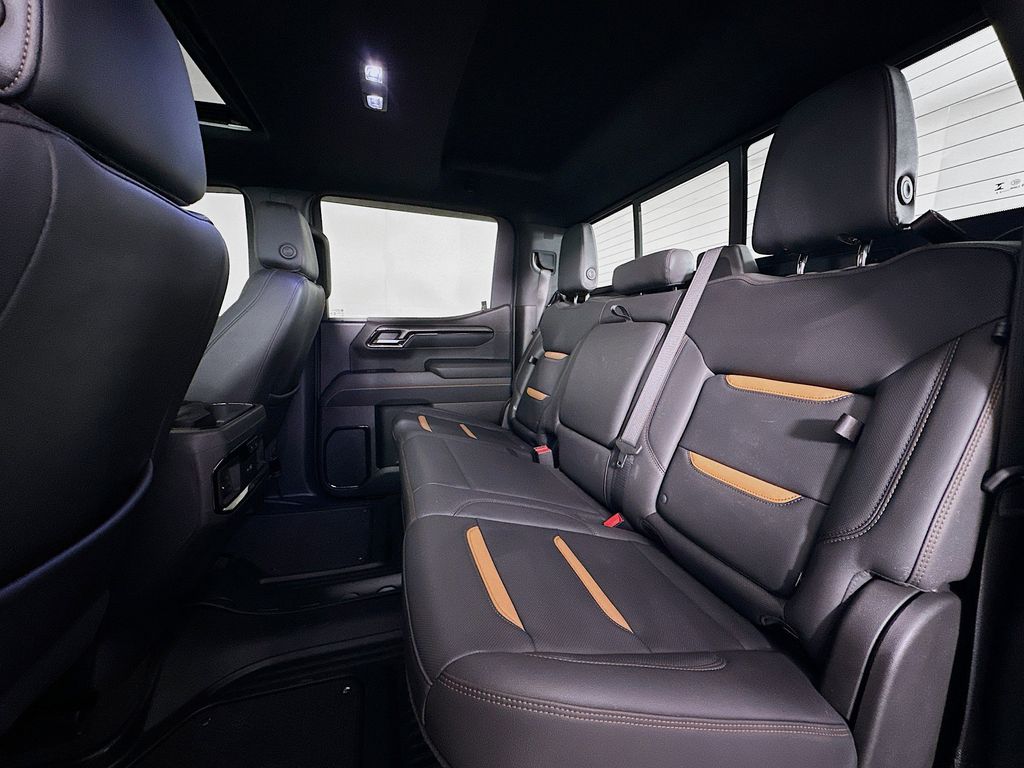 Thumbnail: 2025 GMC Sierra 1500 - 13