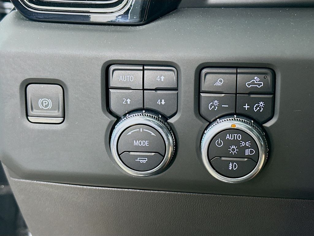 Thumbnail: 2024 GMC Sierra 1500 - 26