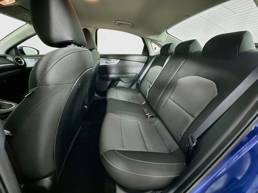 Thumbnail: 2023 Kia Forte - 12
