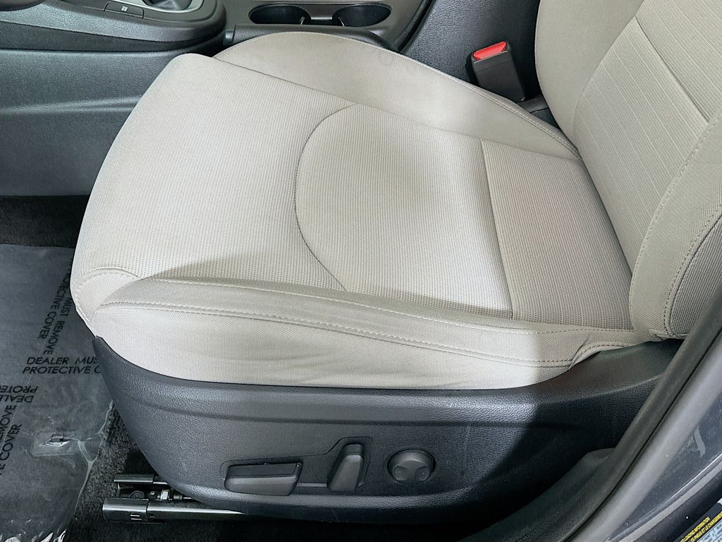 Thumbnail: 2019 Kia Forte - 31