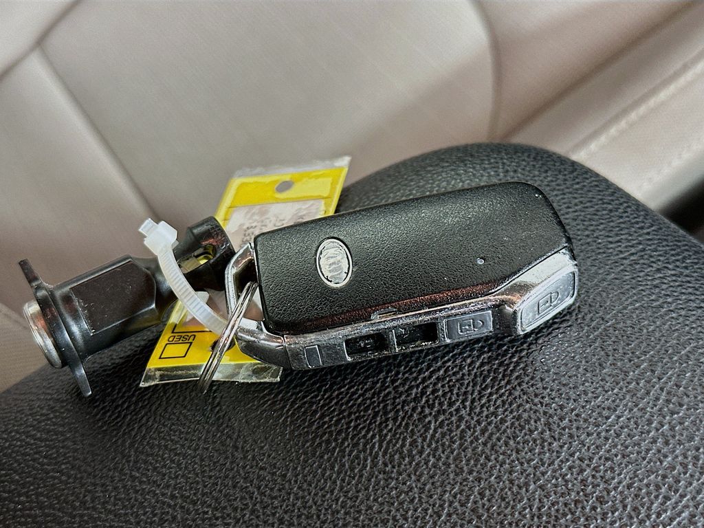 Thumbnail: 2019 Kia Forte - 20