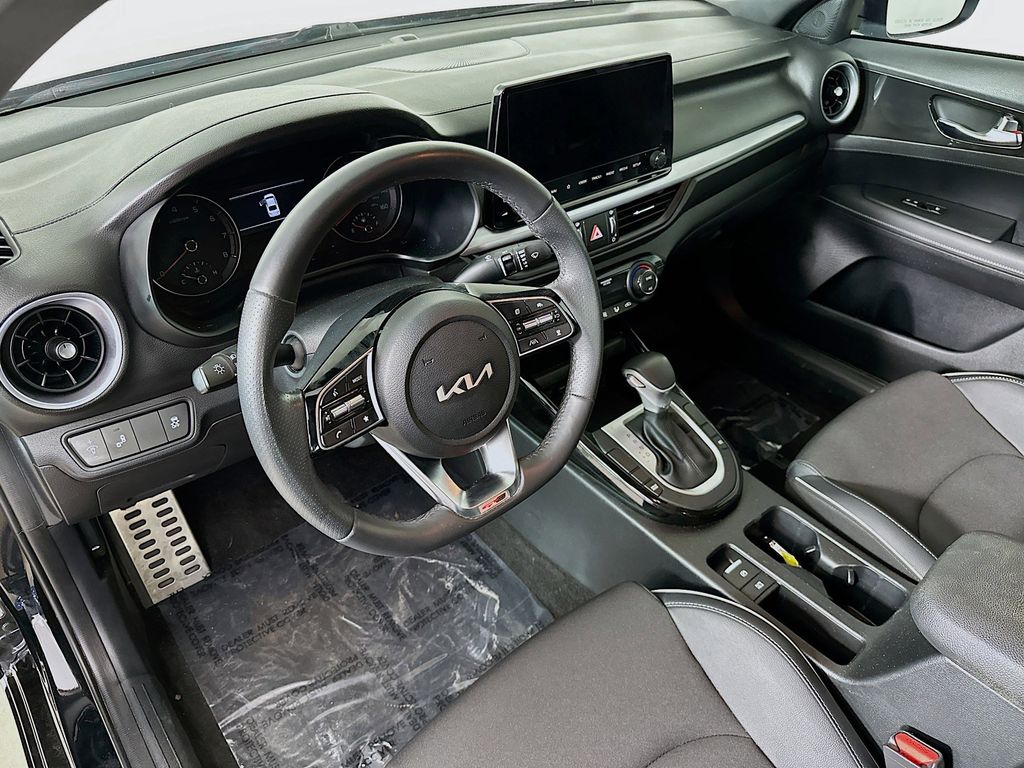 Thumbnail: 2024 Kia Forte - 2