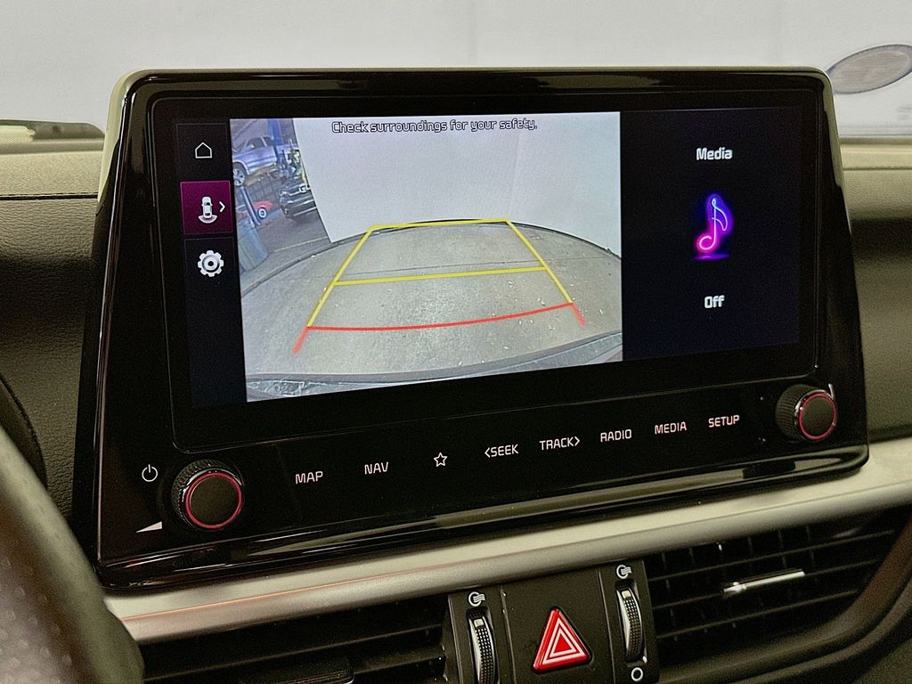 Thumbnail: 2024 Kia Forte - 28