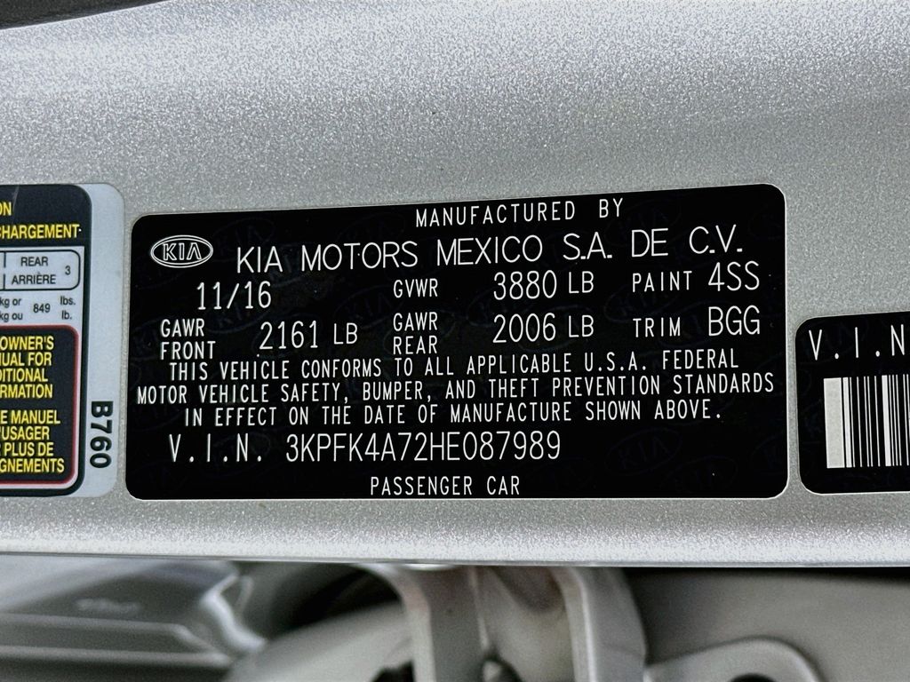 Thumbnail: 2017 Kia Forte - 20