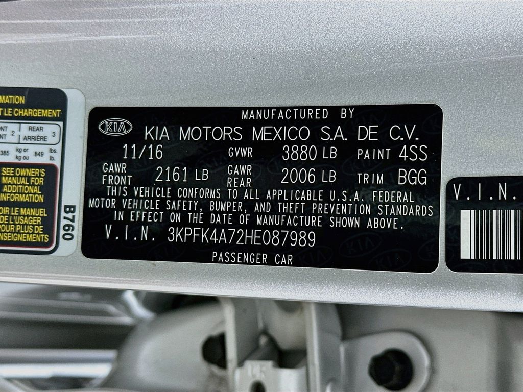 Thumbnail: 2017 Kia Forte - 28