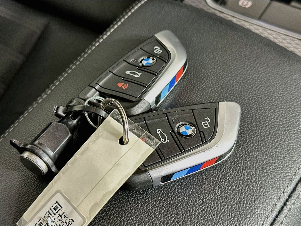 Thumbnail: 2024 BMW M2 - 19