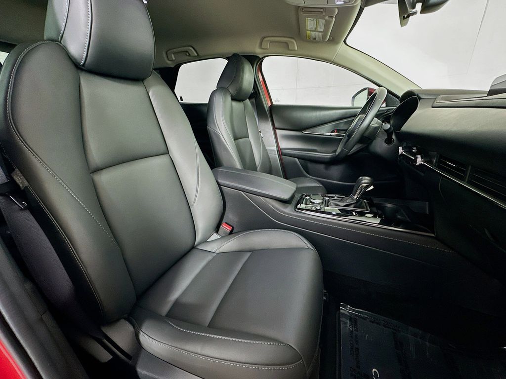 Thumbnail: 2023 Mazda CX-30 - 12