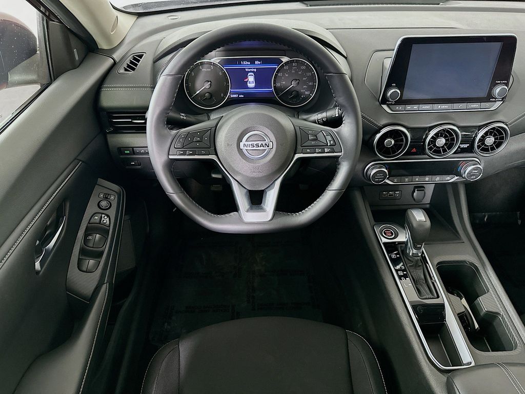 Thumbnail: 2020 Nissan Sentra - 10