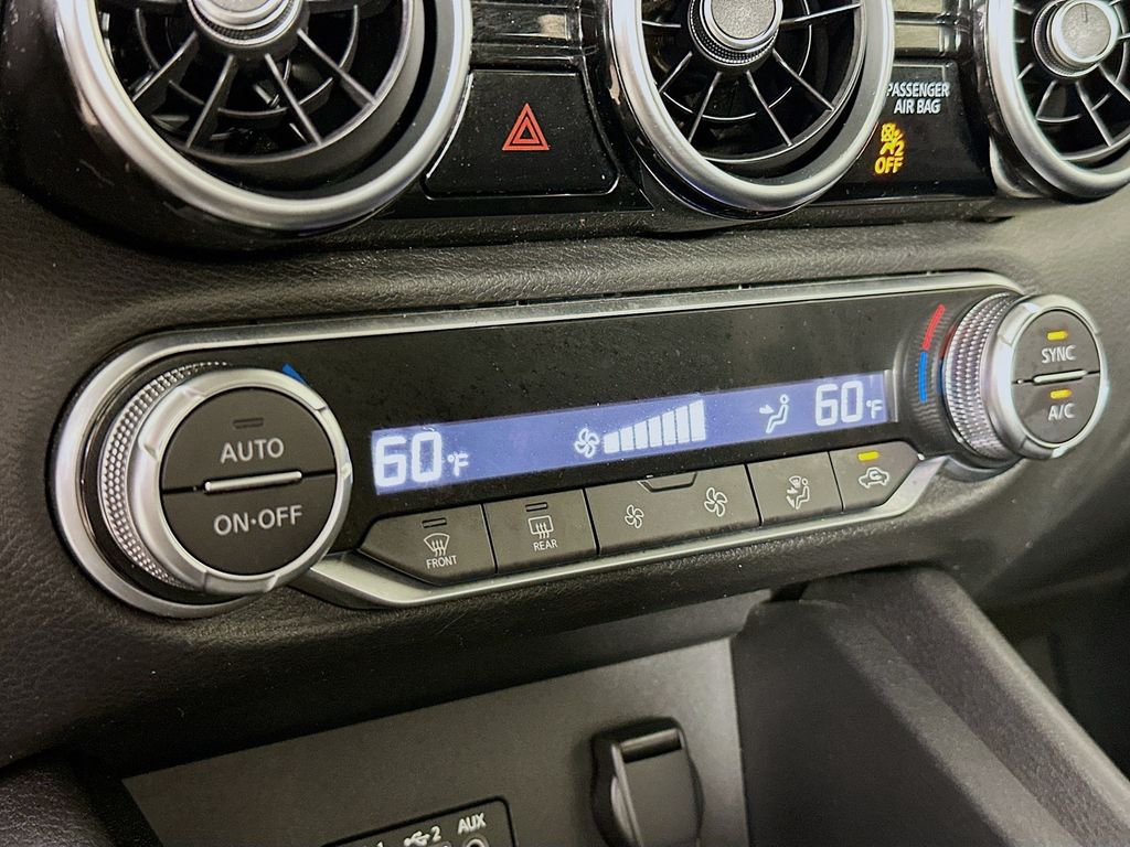 Thumbnail: 2020 Nissan Sentra - 22